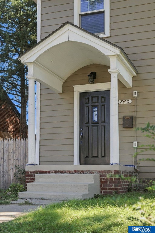 listing main photo