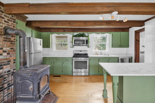 listing main photo