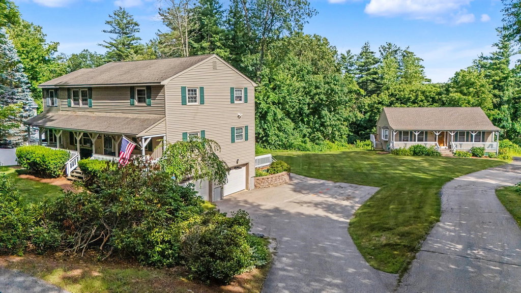 132 Barretts Hill Rd, Hudson, NH 03061