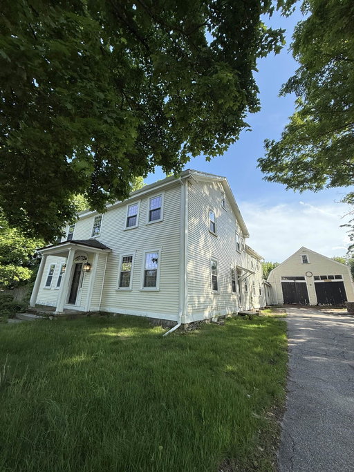 listing main photo