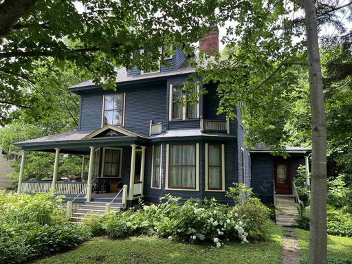 listing main photo