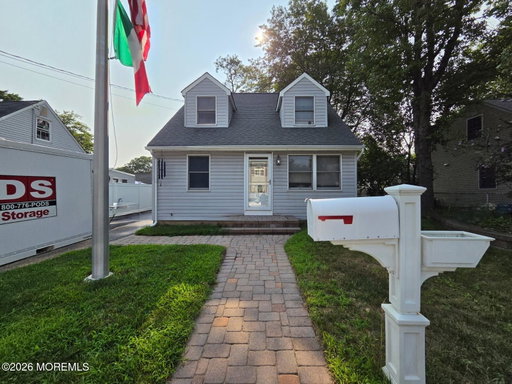 listing main photo
