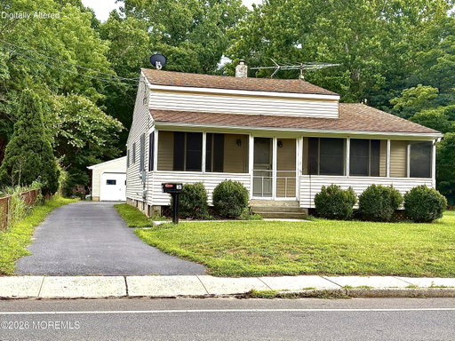 listing main photo