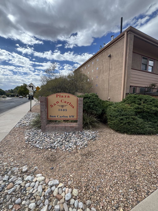listing main photo