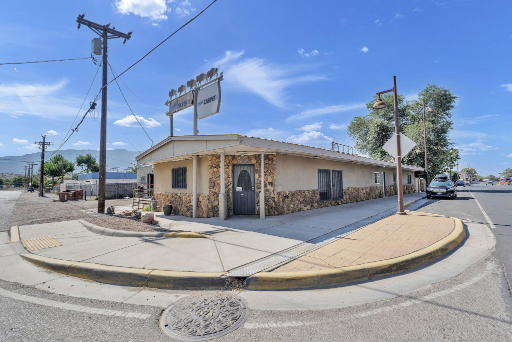 860 S Camino Del Pueblo, Bernalillo, NM 87004