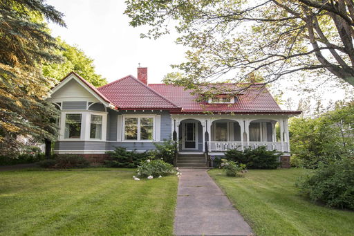 listing main photo