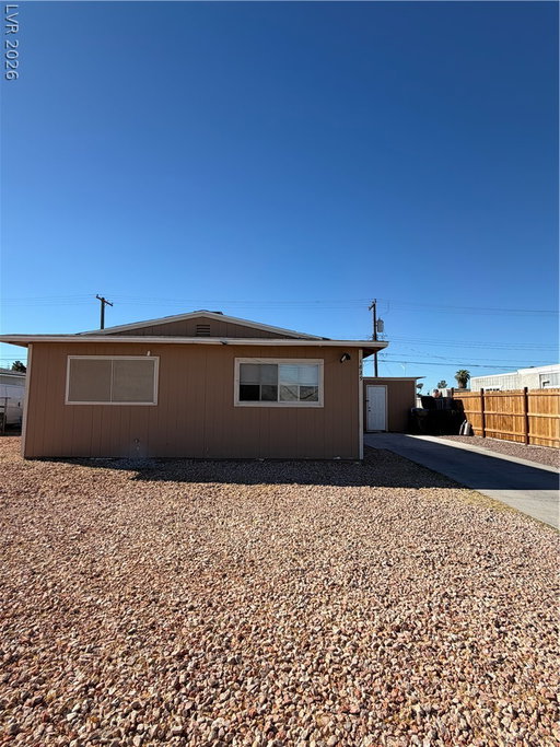 listing main photo