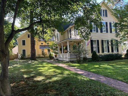 listing main photo