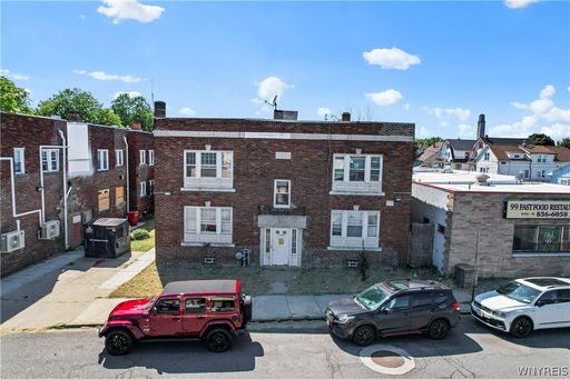 listing main photo