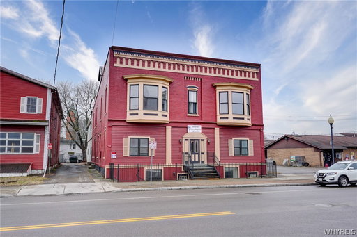listing main photo