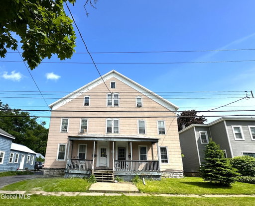 listing main photo