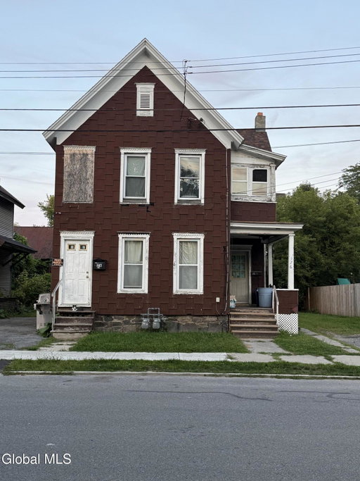 listing main photo