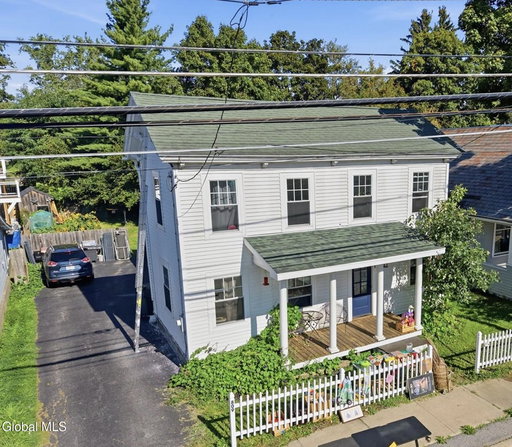 listing main photo