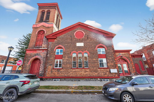 listing main photo