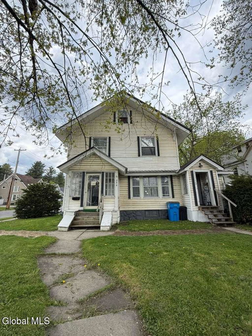 listing main photo