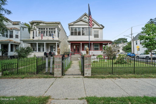 listing main photo