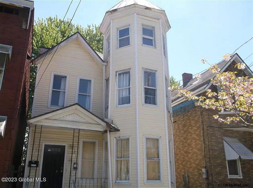 listing main photo