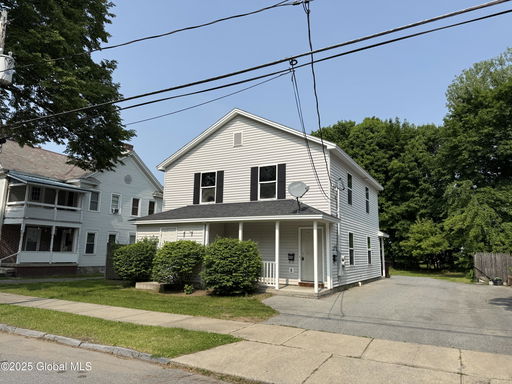 listing main photo
