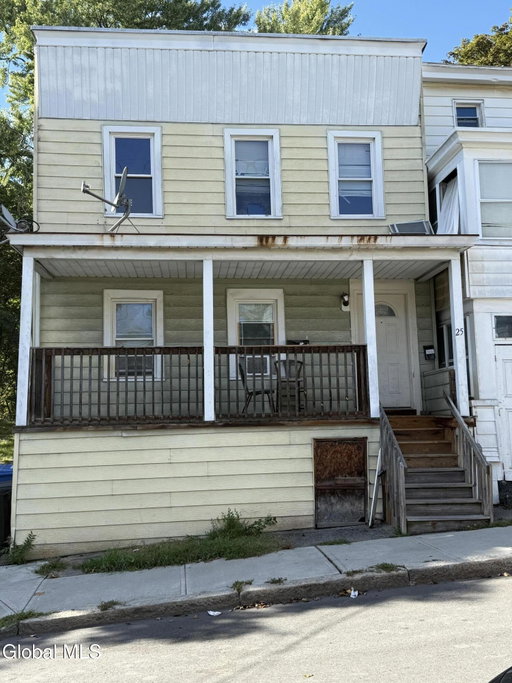 listing main photo