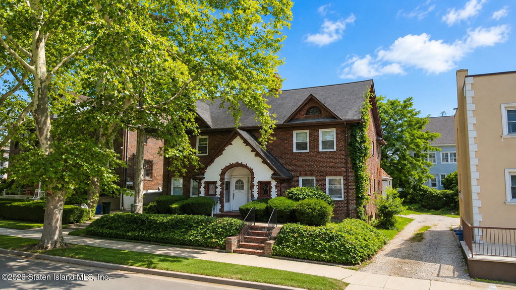 14-16 Lawrence Ave, Staten Island, NY 10310