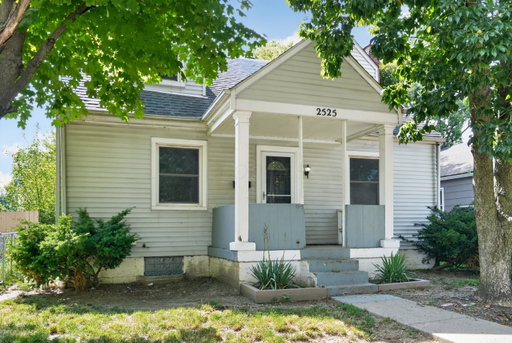 listing main photo