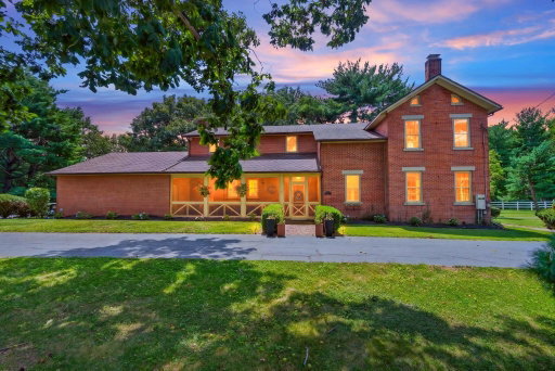 listing main photo