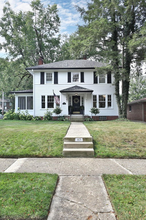 listing main photo