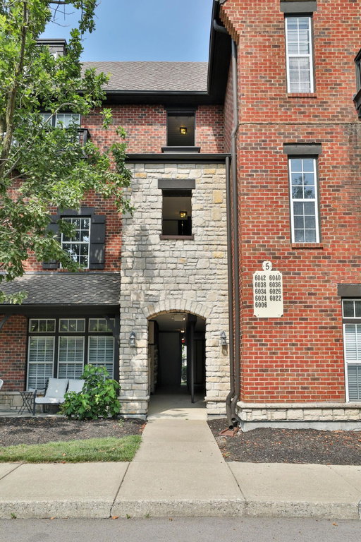listing main photo
