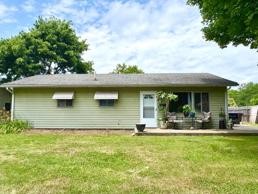 listing main photo
