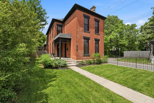 listing main photo