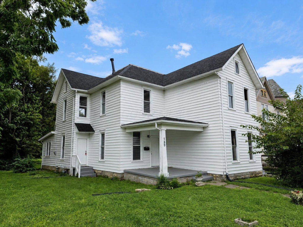 131 E Southern Ave, Springfield, OH 45505