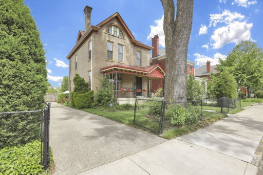 listing main photo