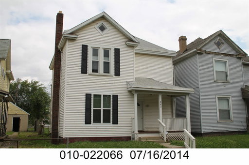 listing main photo