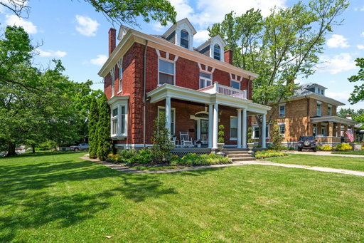 listing main photo