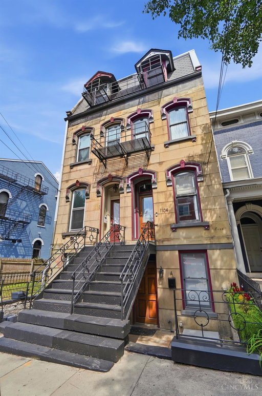 listing main photo