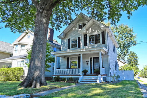 listing main photo