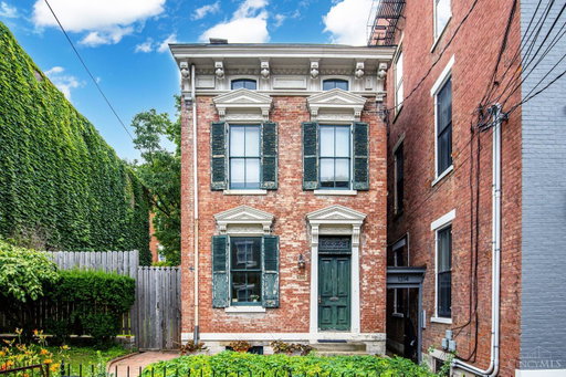 listing main photo