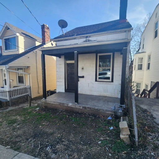 listing main photo