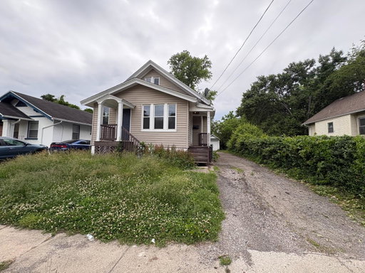 listing main photo