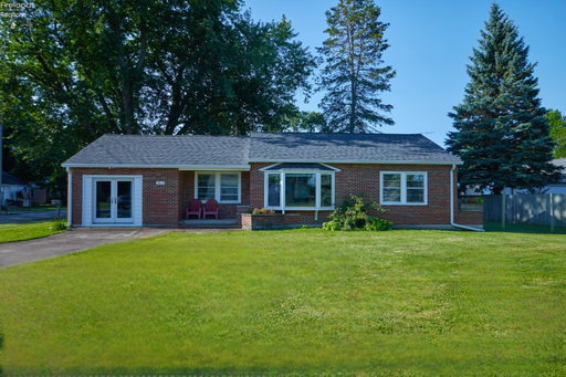 listing main photo