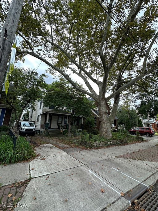 listing main photo
