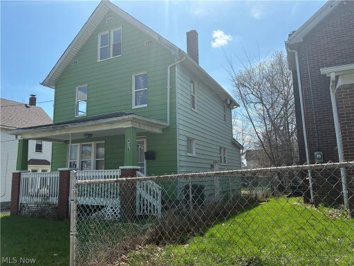 listing main photo
