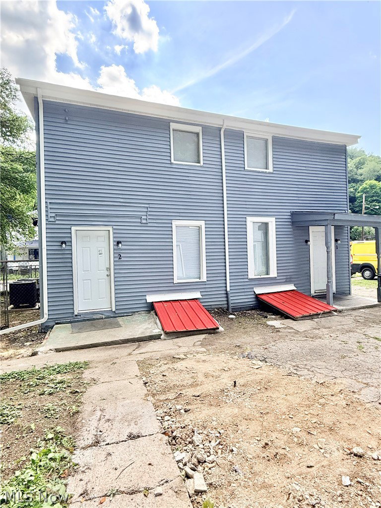 1235 Sinclair Ave, Steubenville, OH 43952
