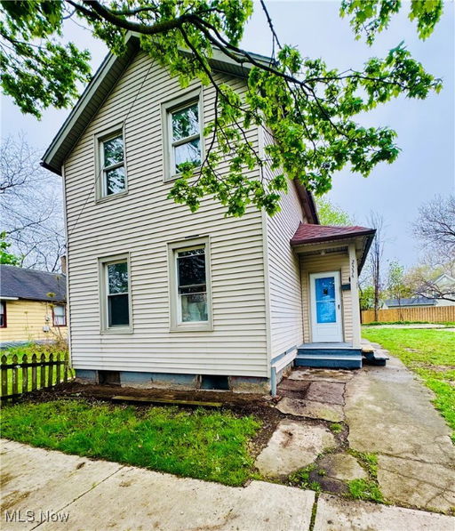 listing main photo