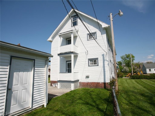 listing main photo