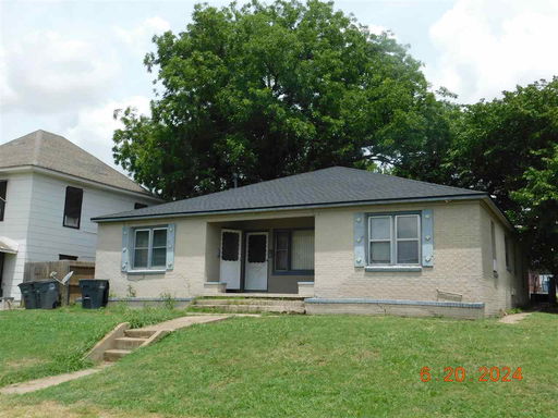 listing main photo