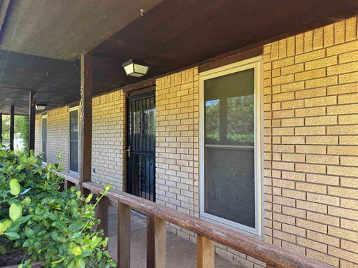 listing main photo