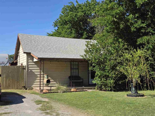 listing main photo