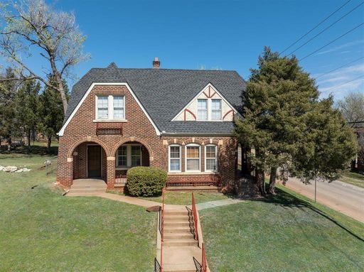 listing main photo