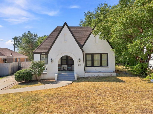 listing main photo